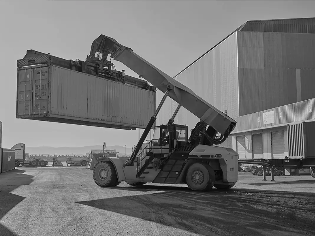 container logistics